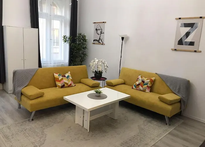 公寓 Delightful In The , We Would To Welcome To Our Large, Modern, And Quiet With Ac And High Speed Internet,walking Distance To The World-famous New York Cafe 布达佩斯